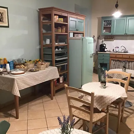 Achirina Bed & Breakfast *